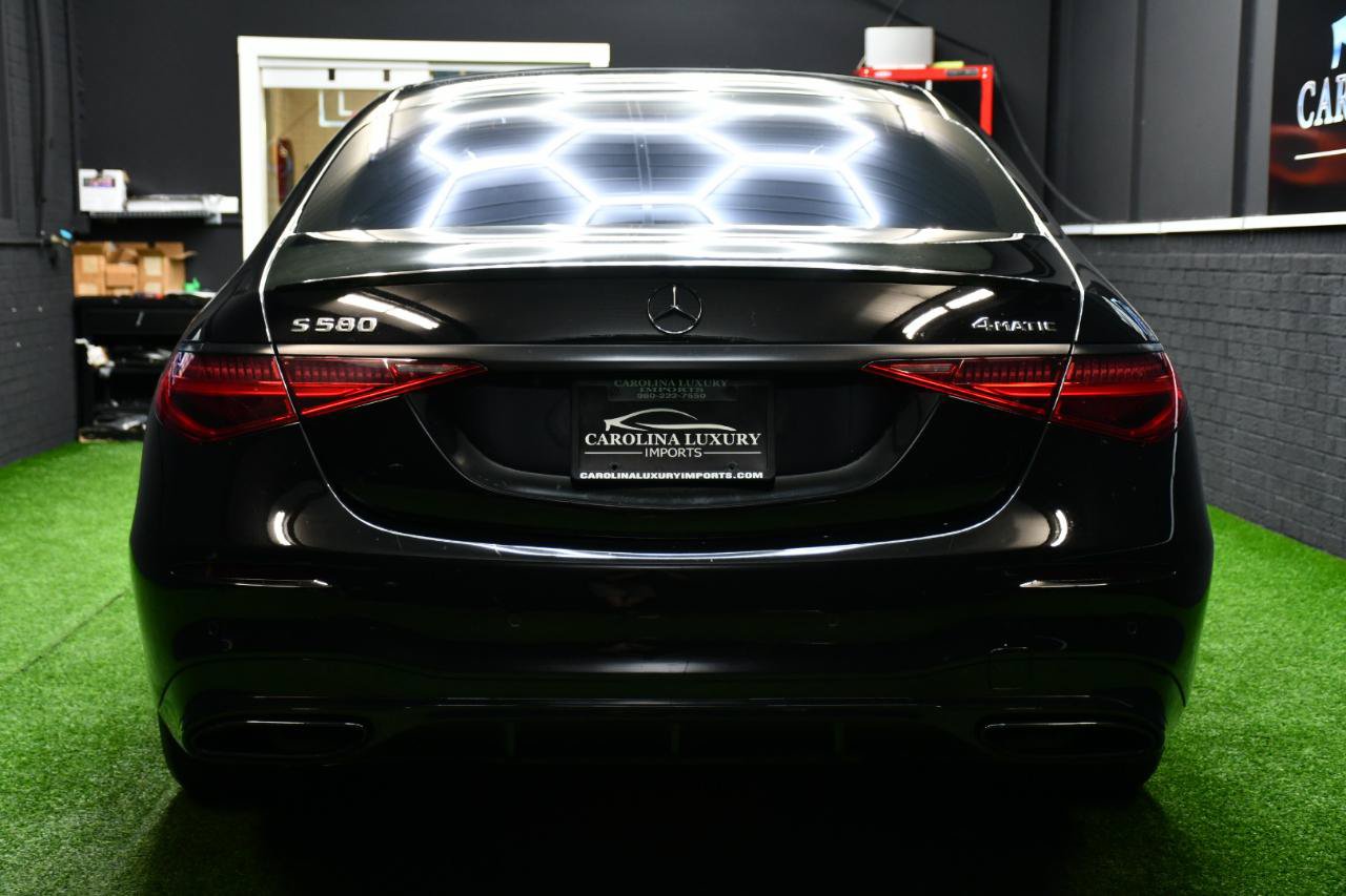 Used 2022 Mercedes-Benz S 580 4MATIC Sedan w/ AMG Line Package image 5