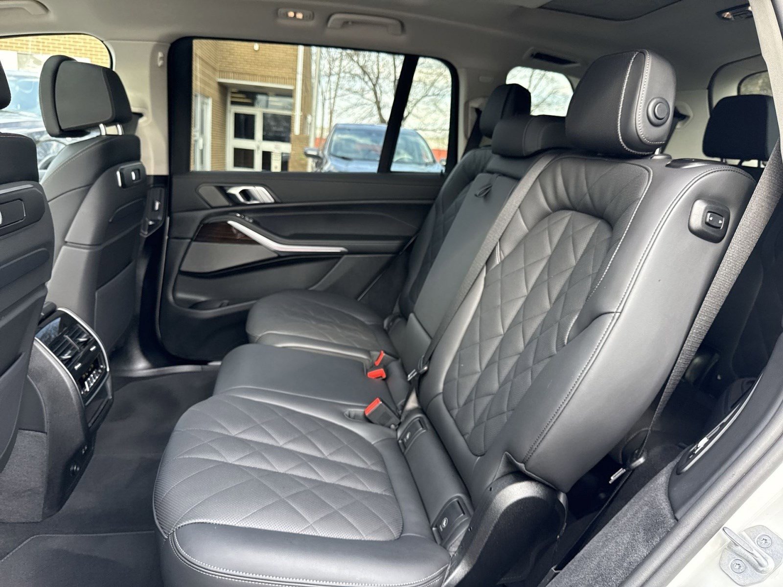 Used 2026 BMW X7 xDrive40i image 23