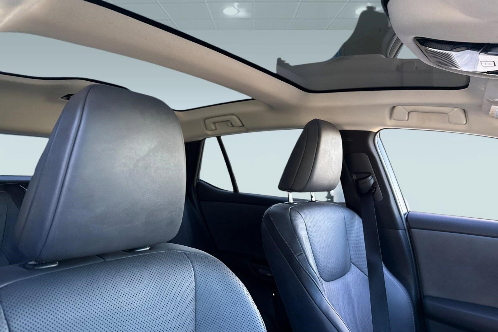 Used 2023 Lexus RZ 450e Premium w/ Technology Package image 15