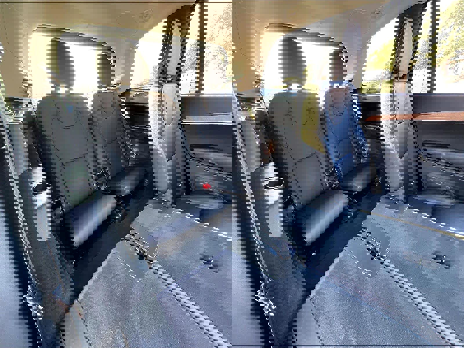 Used 2023 Volvo XC90 B6 Plus w/ Protection Package Premier image 31