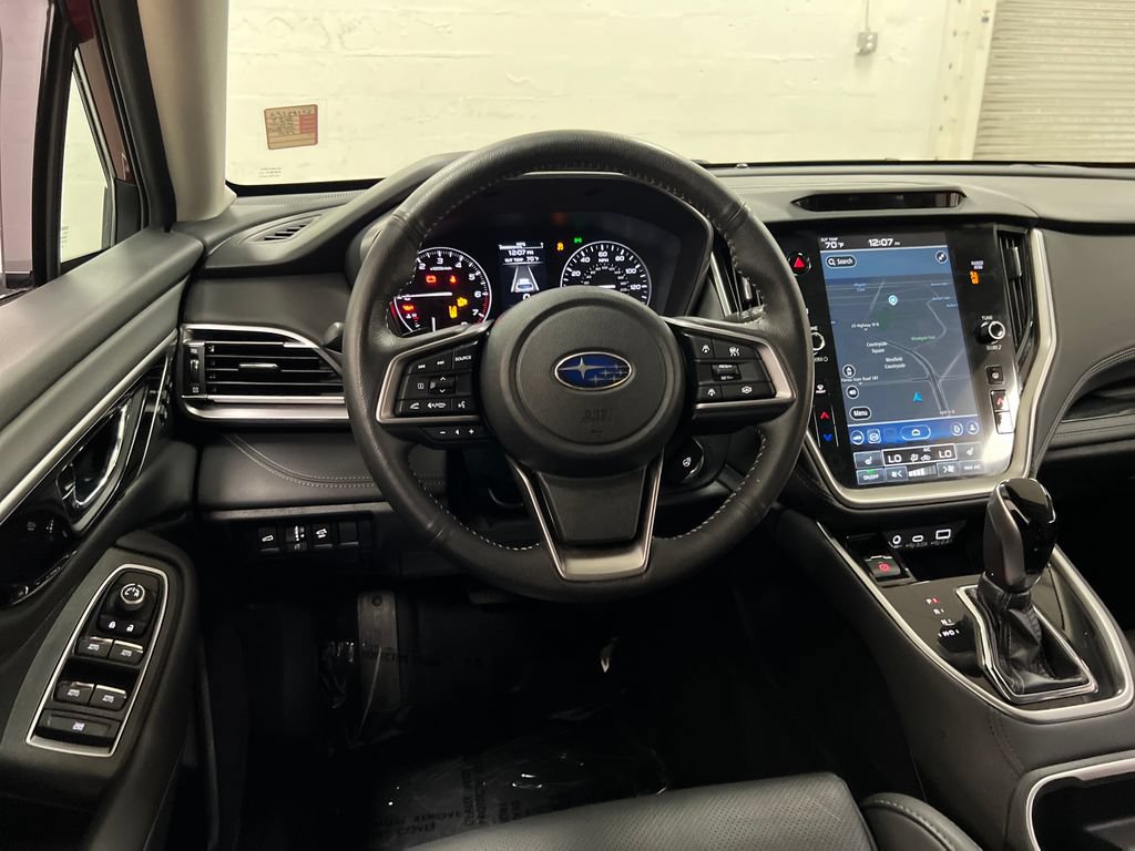 Used 2025 Subaru Outback Limited AWD/4WD image 16