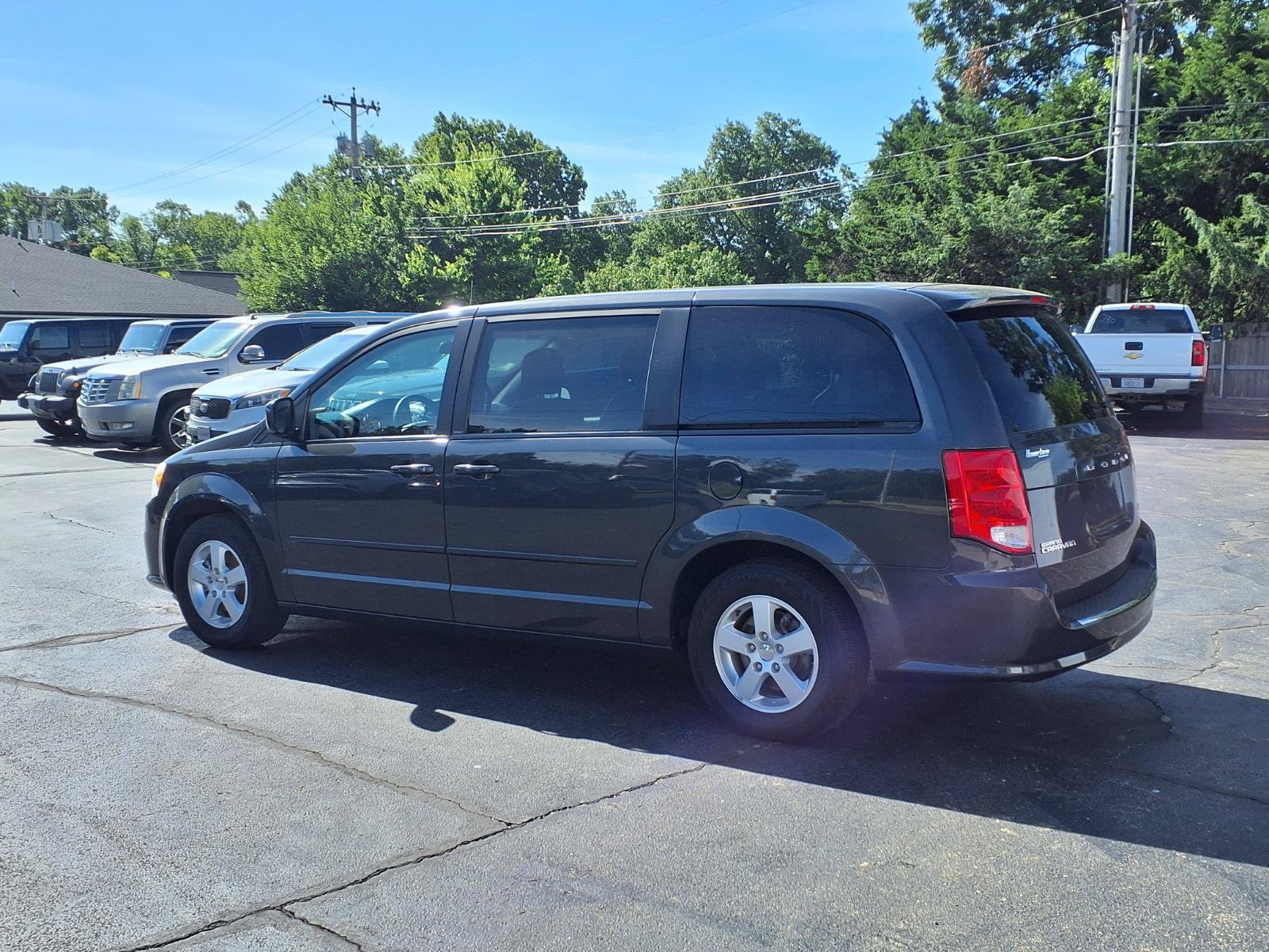 Used 2012 Dodge Grand Caravan SXT FWD image 11