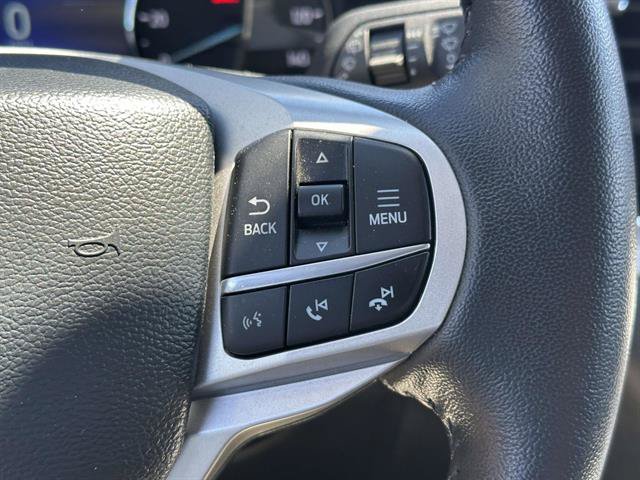 Used 2023 Ford Explorer XLT AWD/4WD image 36