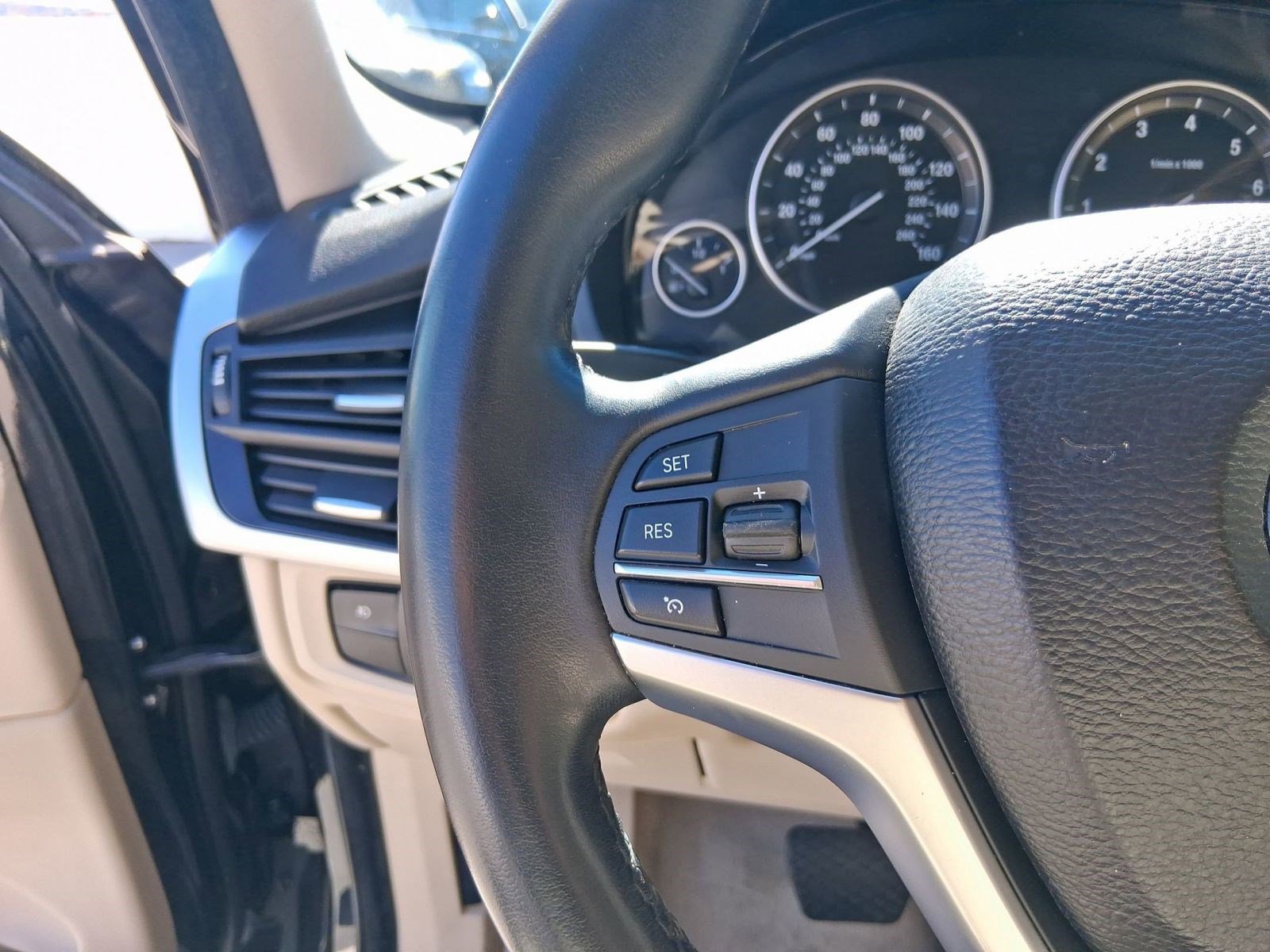 Used 2014 BMW X5 xDrive35i image 17