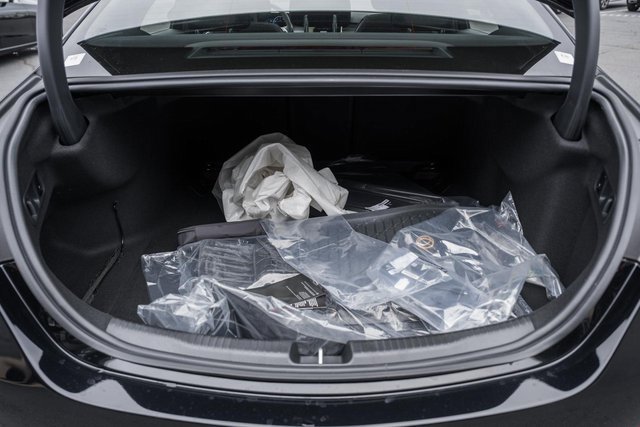 New 2025 Mercedes-Benz C 300 4MATIC Sedan image 9