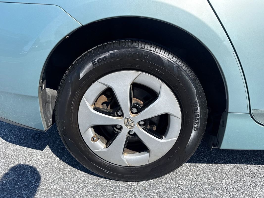 Used 2013 Toyota Prius Three w/ Solar Roof Pkg FWD image 32
