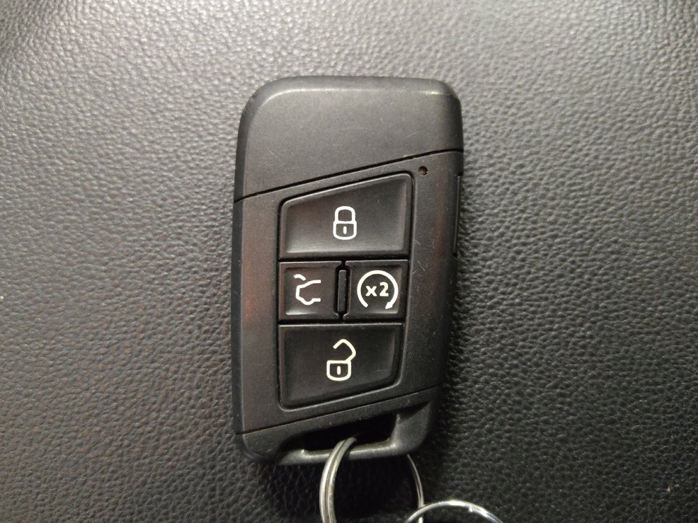 Used 2021 Volkswagen Jetta SE w/ SE Cold Weather Package FWD image 32