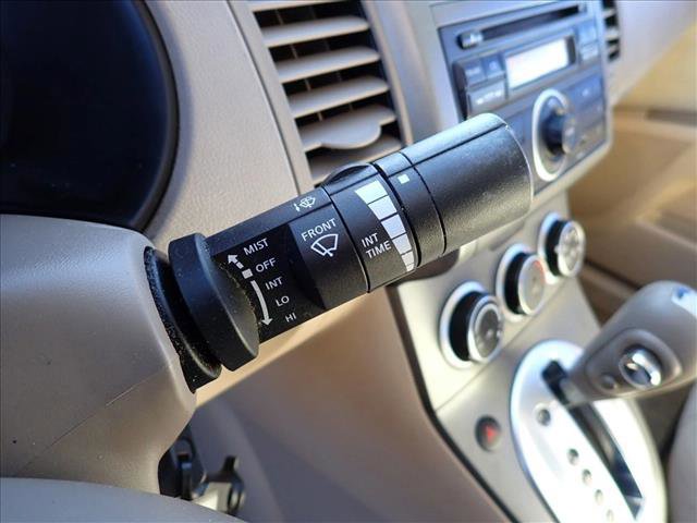 Used 2011 Nissan Sentra 2.0 image 14