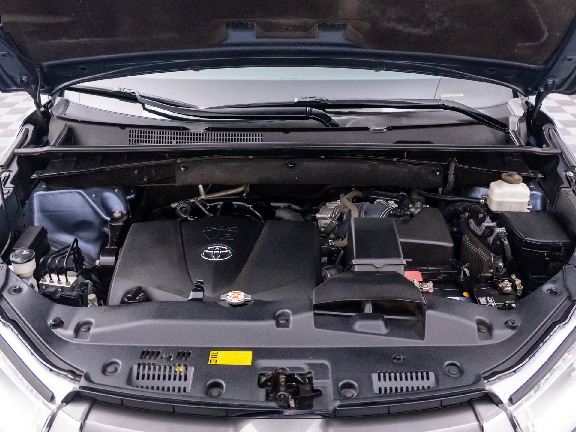 Used 2019 Toyota Highlander XLE image 33