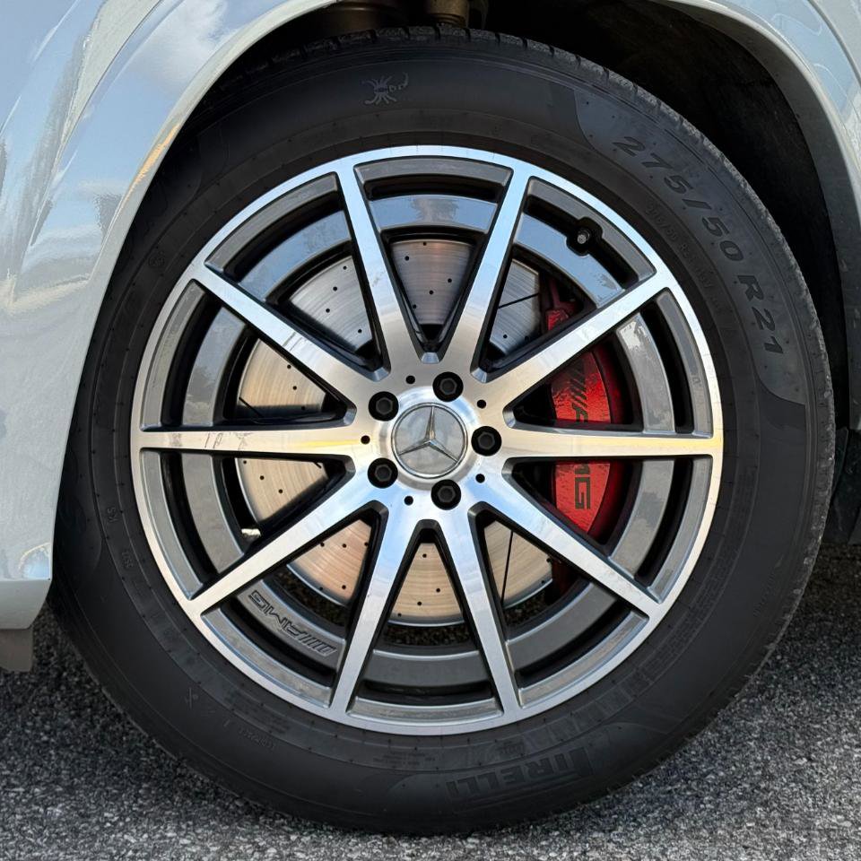 Used 2024 Mercedes-Benz GLS 63 AMG 4MATIC image 14