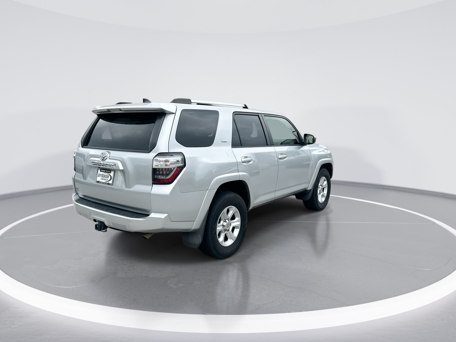 Used 2021 Toyota 4Runner SR5 RWD image 9