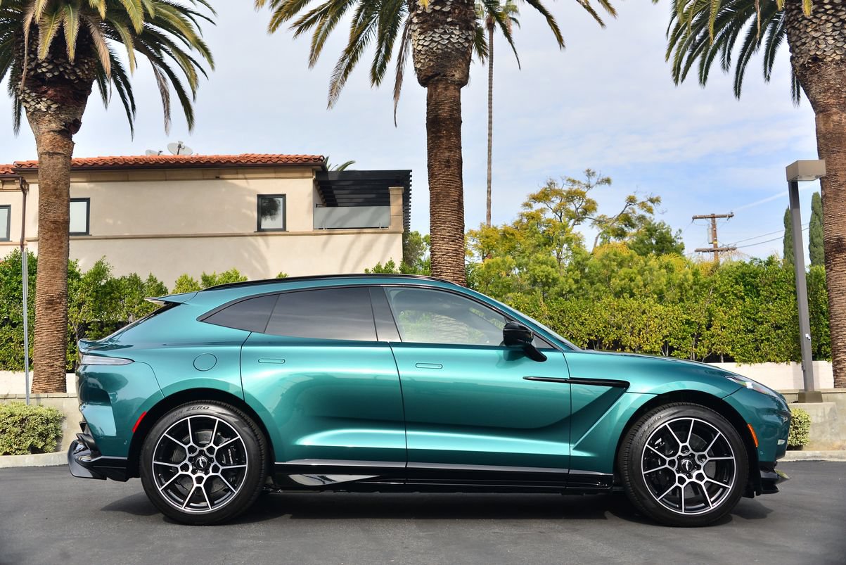 Used 2023 Aston Martin DBX 707 AWD/4WD image 13