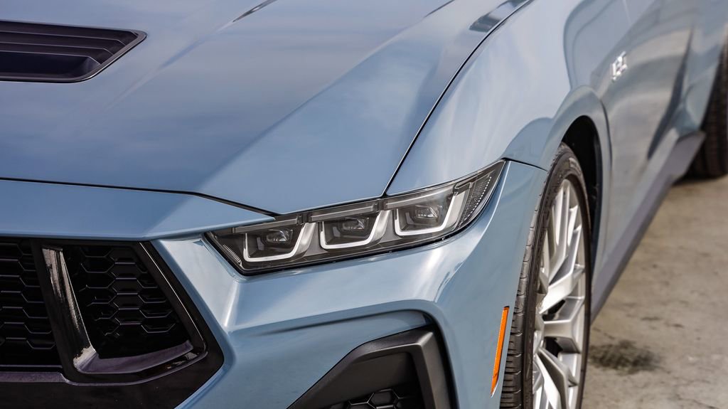 Used 2024 Ford Mustang GT Premium RWD image 4