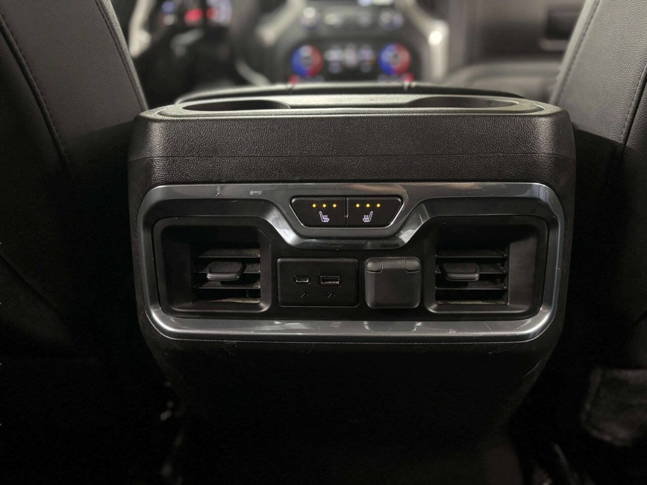Used 2019 Chevrolet Silverado 1500 LTZ w/ LTZ Premium Package AWD/4WD image 30