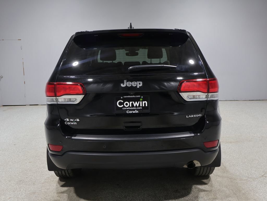 Certified 2022 Jeep Grand Cherokee Laredo E AWD/4WD image 4