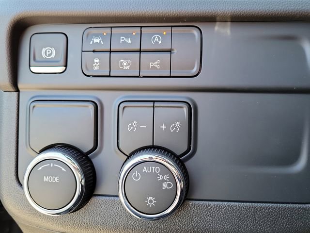 New 2026 Chevrolet Suburban LS w/ LPO, Dark Essentials Package image 22