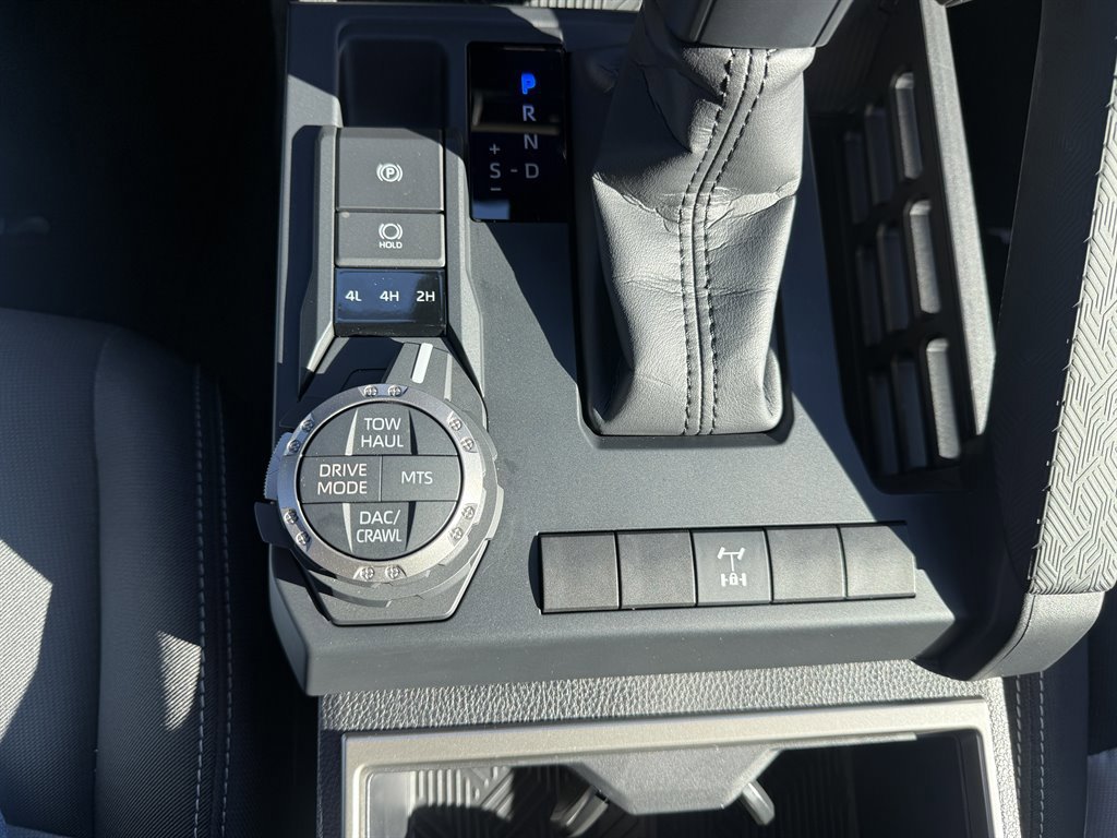 Used 2025 Toyota Tacoma TRD Off-Road image 20