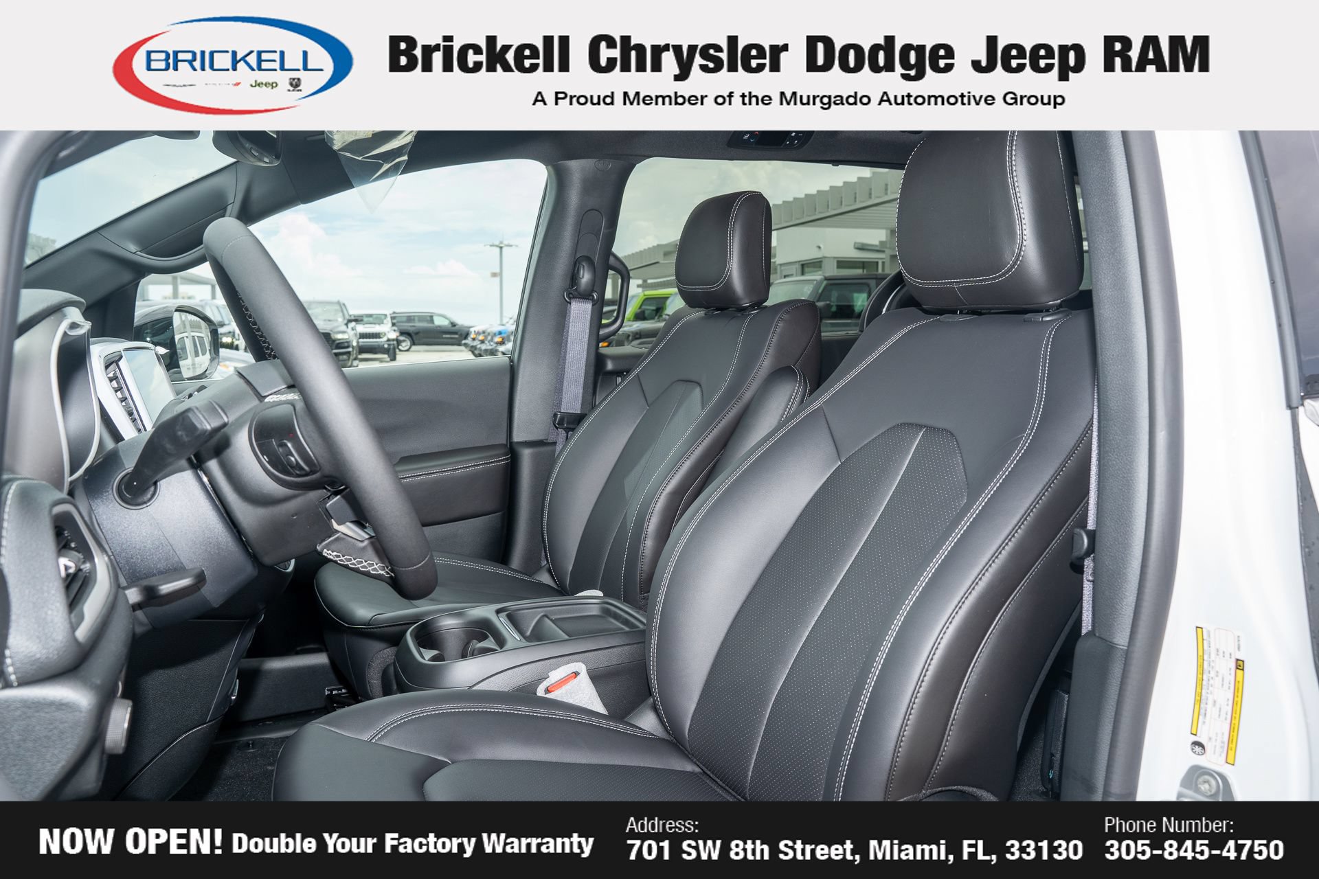 New 2027 Chrysler Pacifica Select FWD image 16