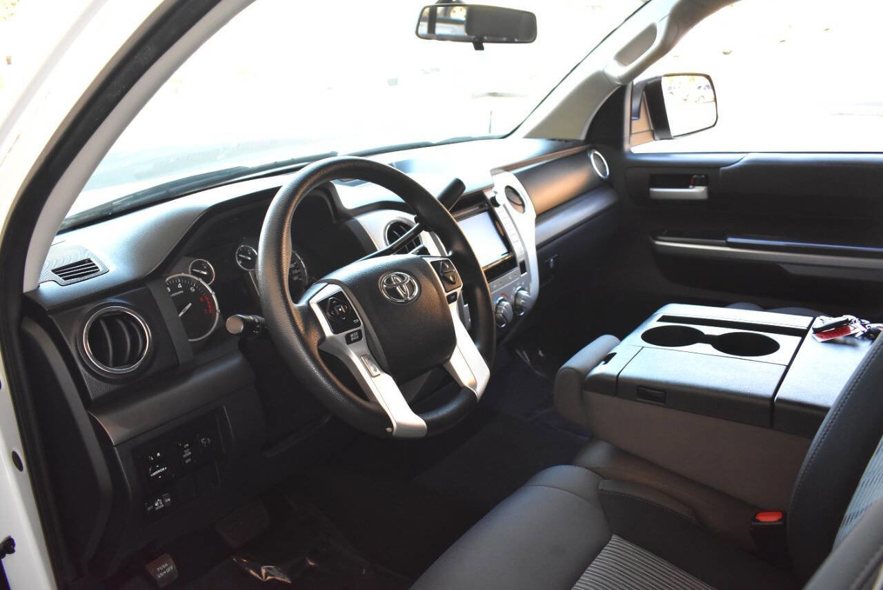Used 2017 Toyota Tundra SR5 image 38