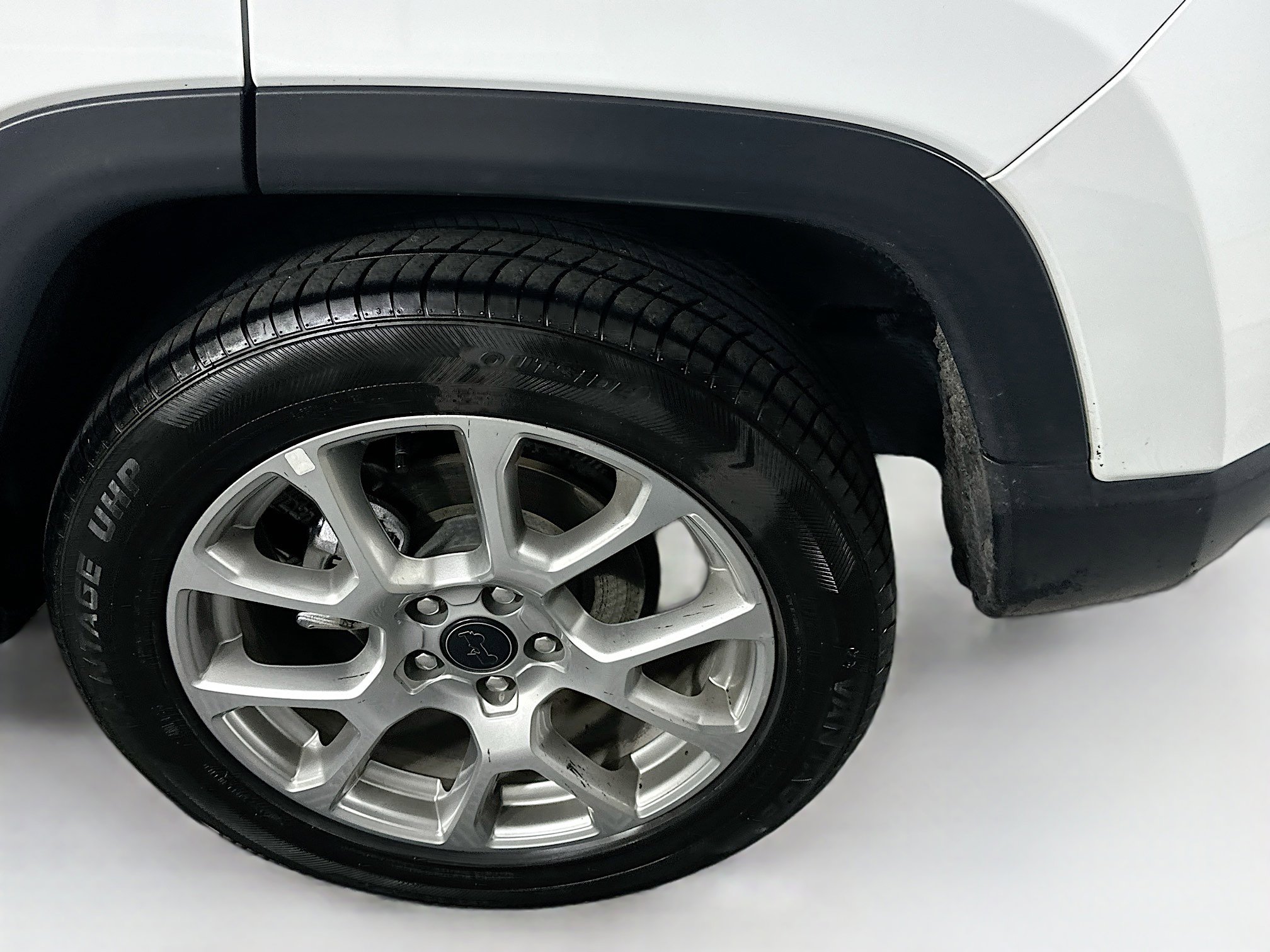 Used 2025 Jeep Compass Limited image 11