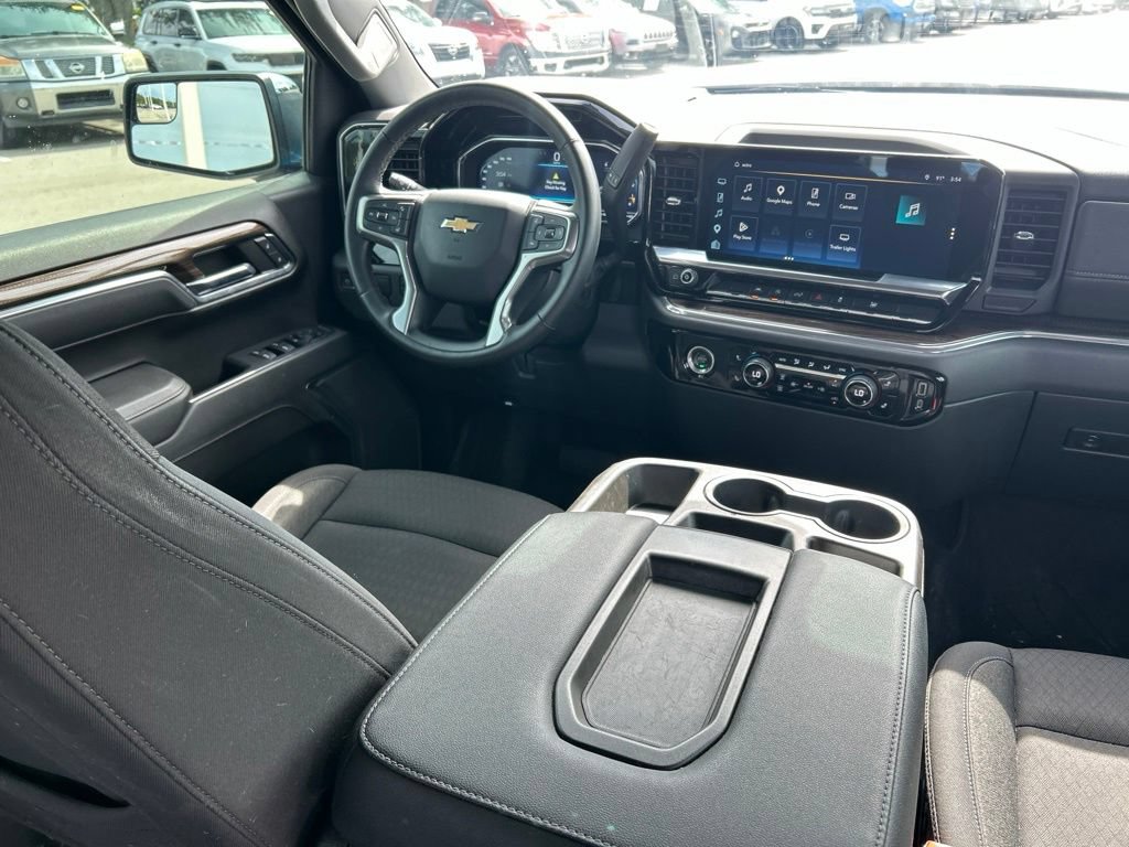 Used 2023 Chevrolet Silverado 1500 LT RWD image 10