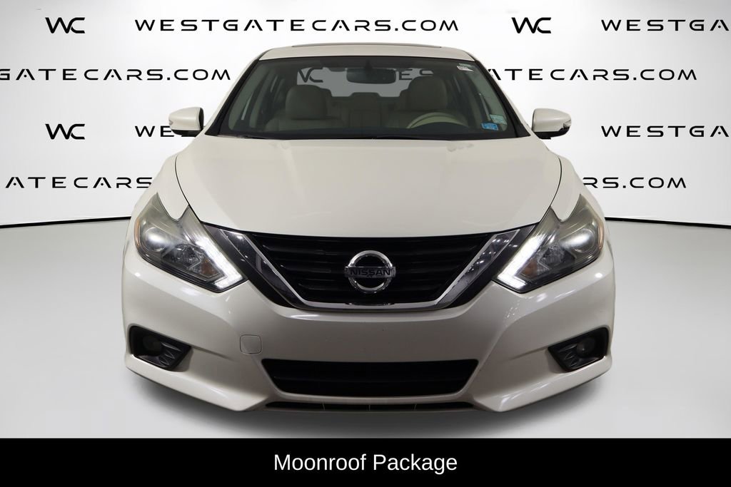 Used 2017 Nissan Altima 2.5 SL w/ Technology Package image 2