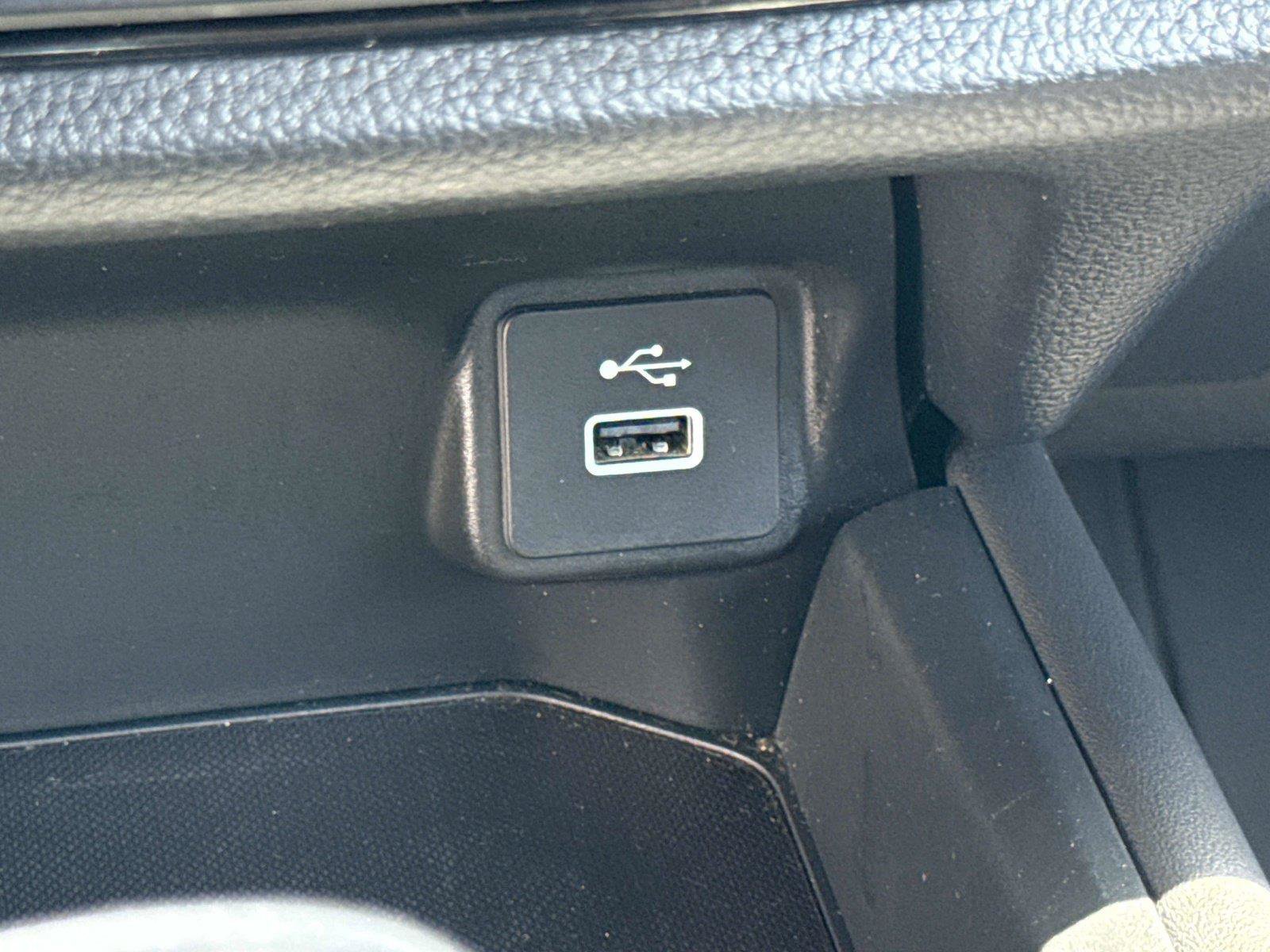 Certified 2023 Honda HR-V LX image 23