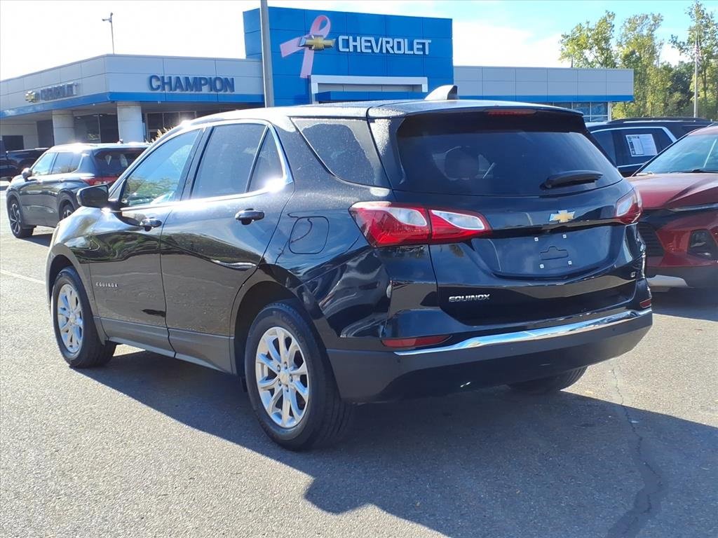 Used 2020 Chevrolet Equinox LT w/ Driver Convenience Package image 7
