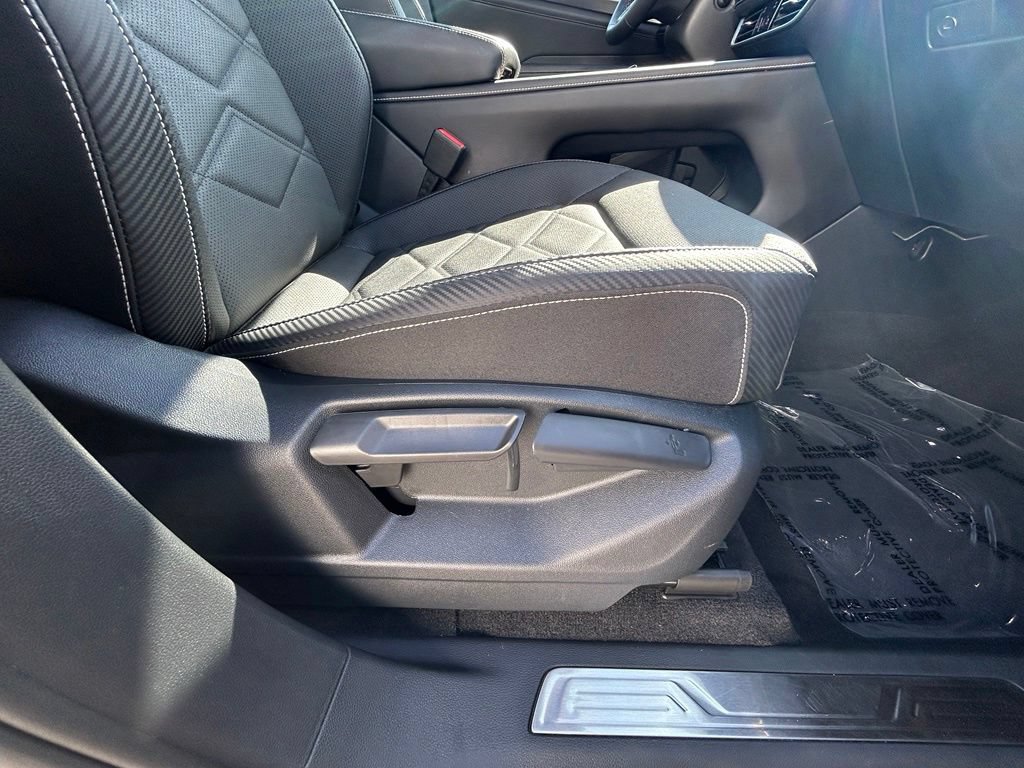 Used 2026 Volkswagen Atlas Cross Sport SE FWD image 22