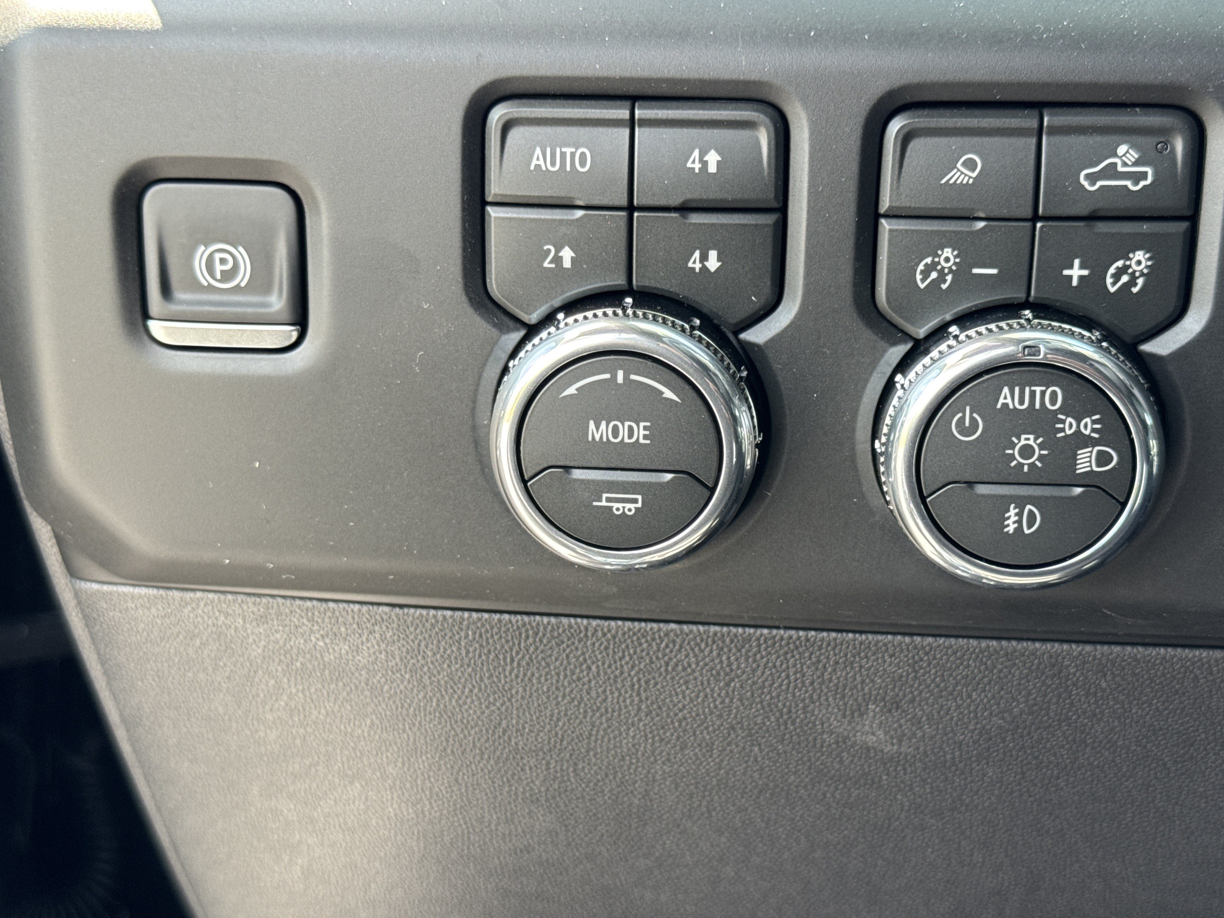 New 2026 GMC Sierra 1500 AT4 w/ AT4 Premium Package AWD/4WD image 20