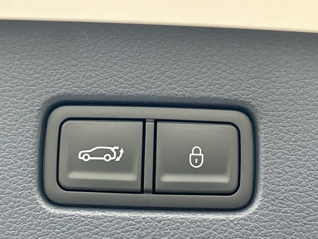 New 2026 Genesis GV80 3.5T Prestige image 13