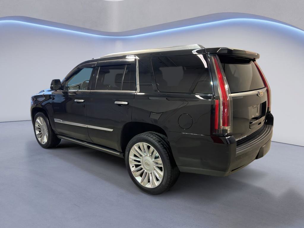 Used 2016 Cadillac Escalade Platinum AWD/4WD image 4