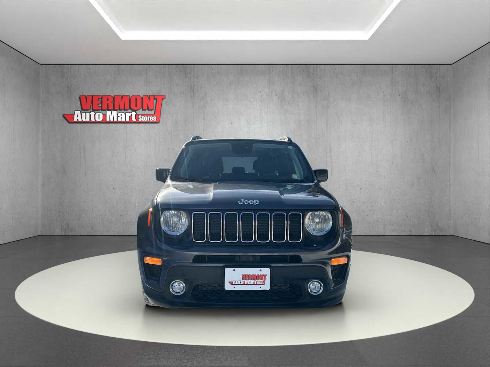 Used 2020 Jeep Renegade Latitude w/ Cold Weather Group AWD/4WD image 2