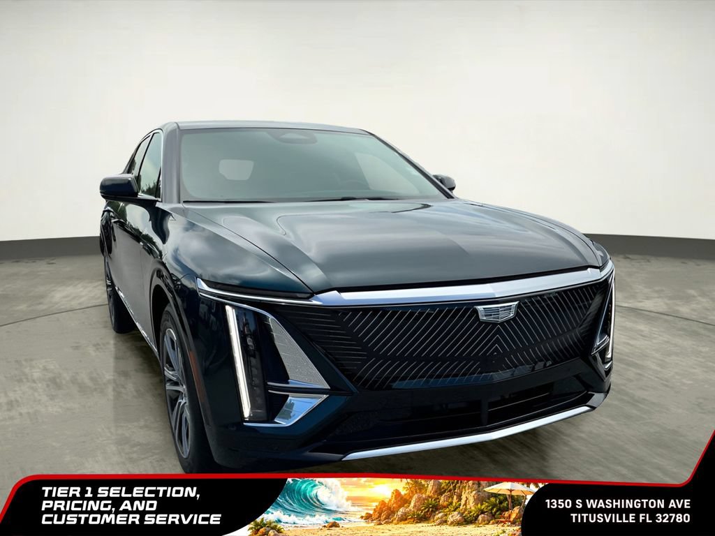 Used 2025 Cadillac Lyriq Luxury RWD image 12