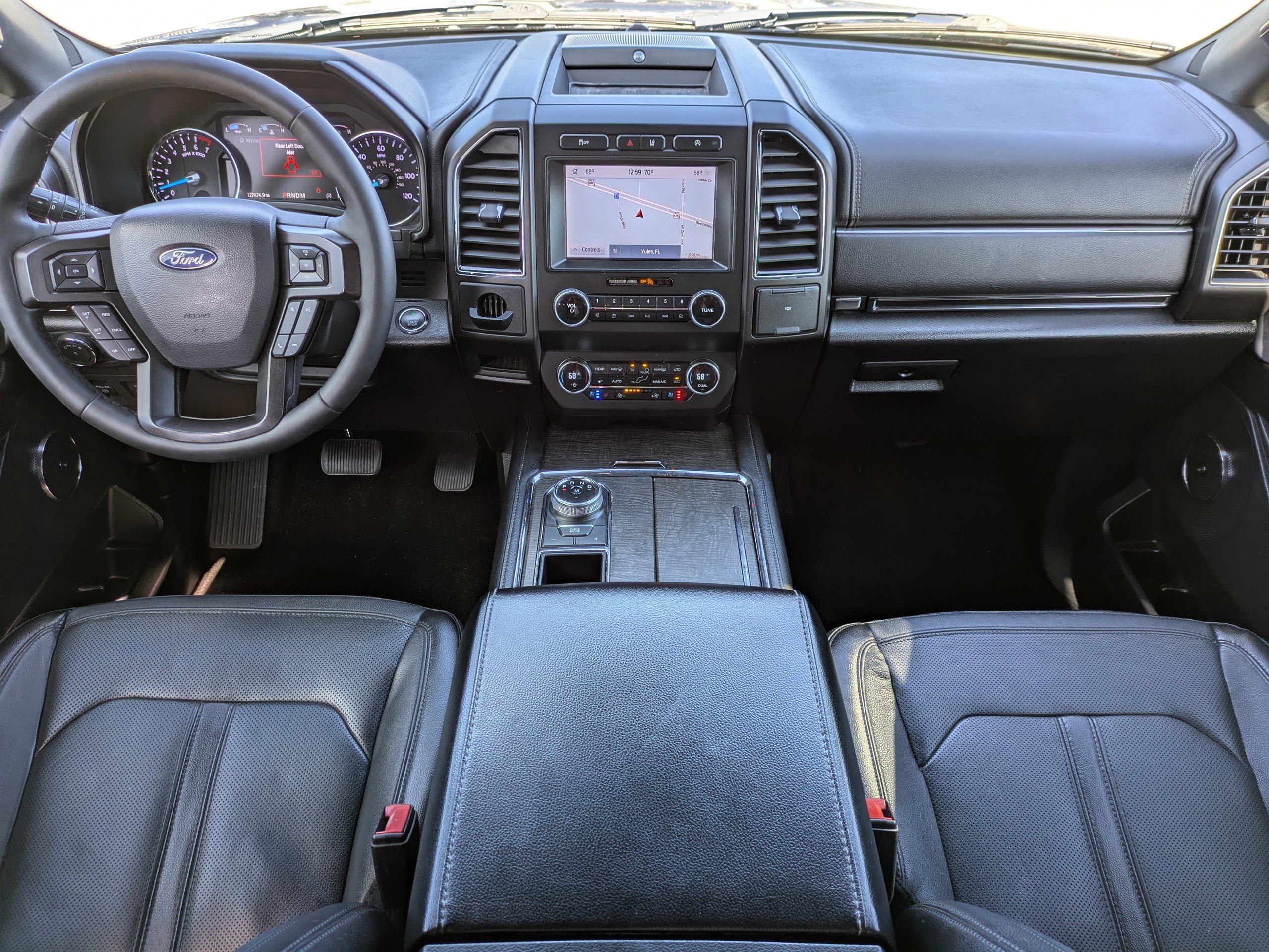 Used 2020 Ford Expedition Limited image 18