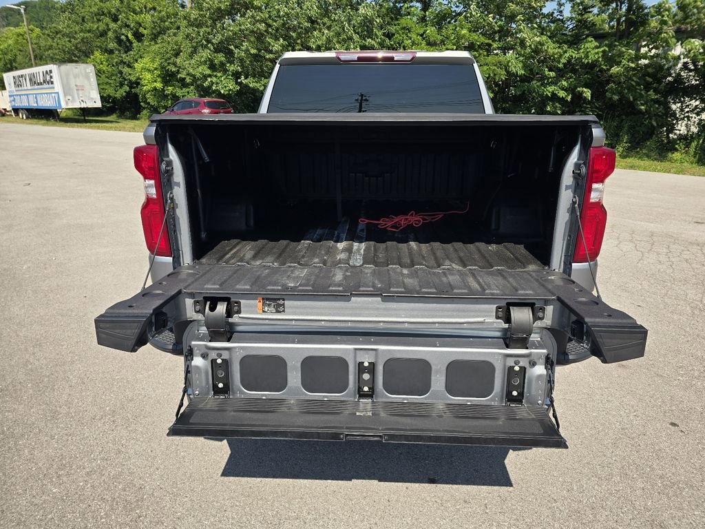 Used 2023 Chevrolet Silverado 1500 LT Trail Boss w/ Protection Package AWD/4WD image 13