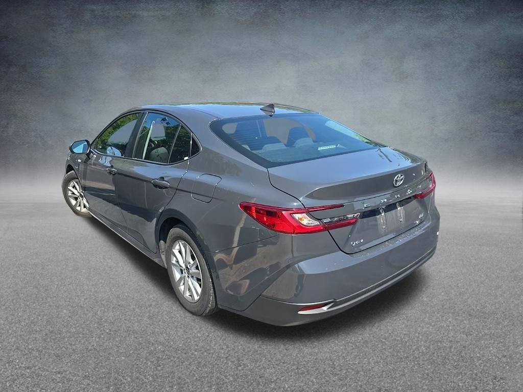 Used 2025 Toyota Camry LE FWD image 4