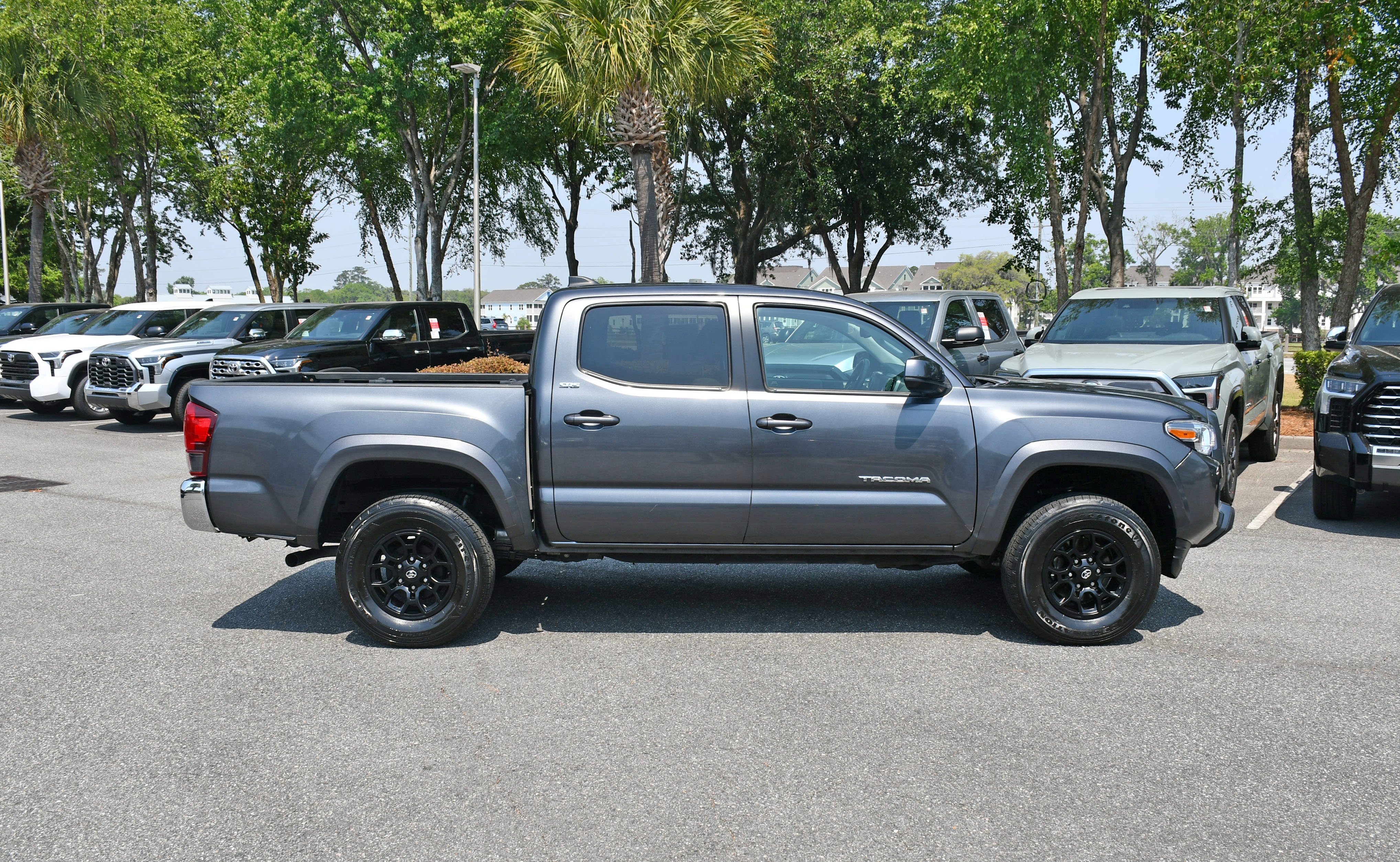Certified 2021 Toyota Tacoma SR5 RWD image 5