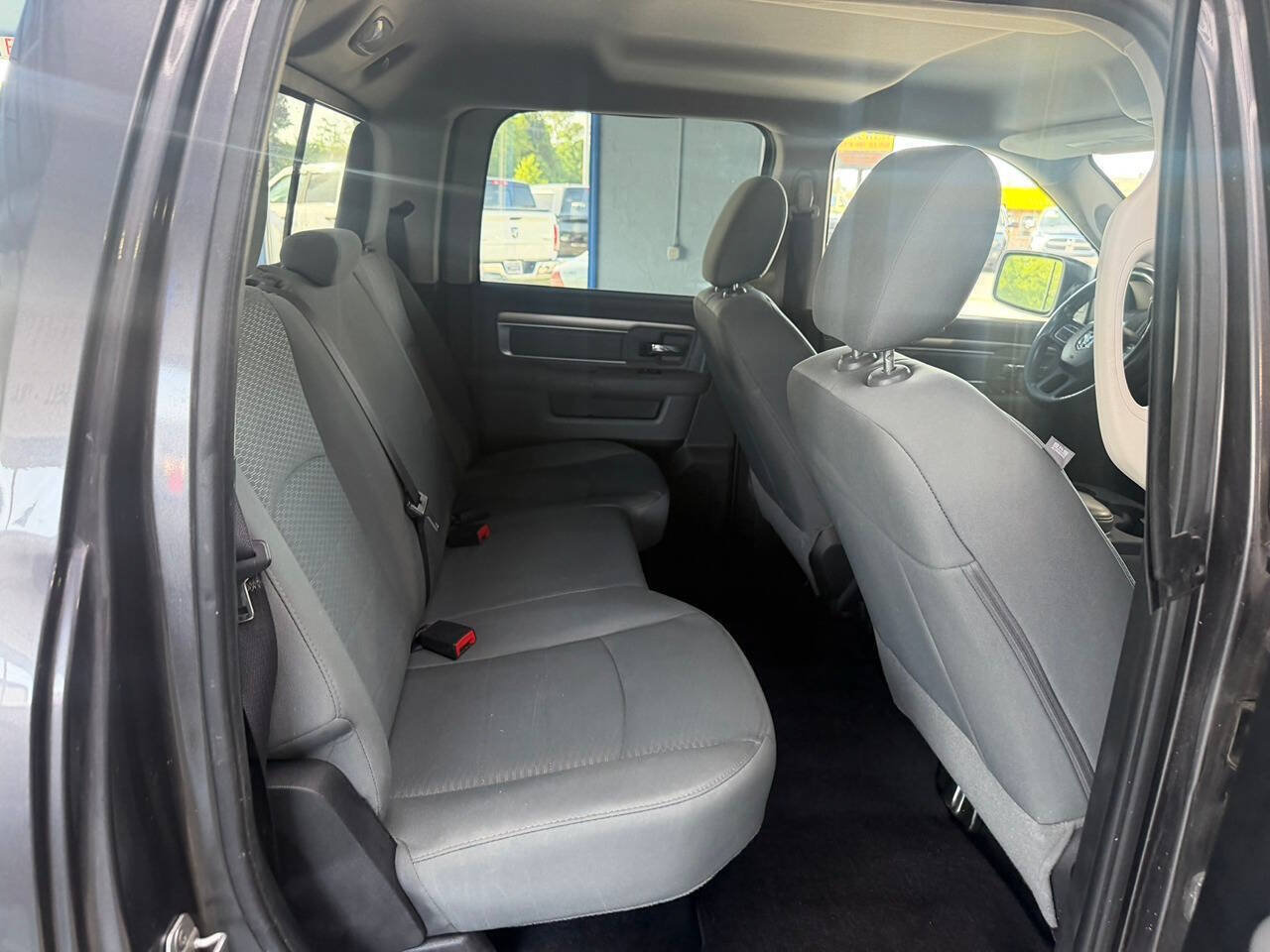 Used 2014 RAM 1500 Classic SLT w/ Luxury Group RWD image 24