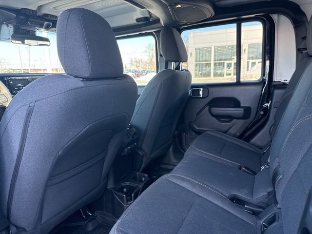 Used 2024 Jeep Gladiator Sport image 28