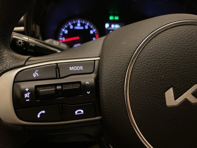 Used 2024 Kia K5 LXS image 15