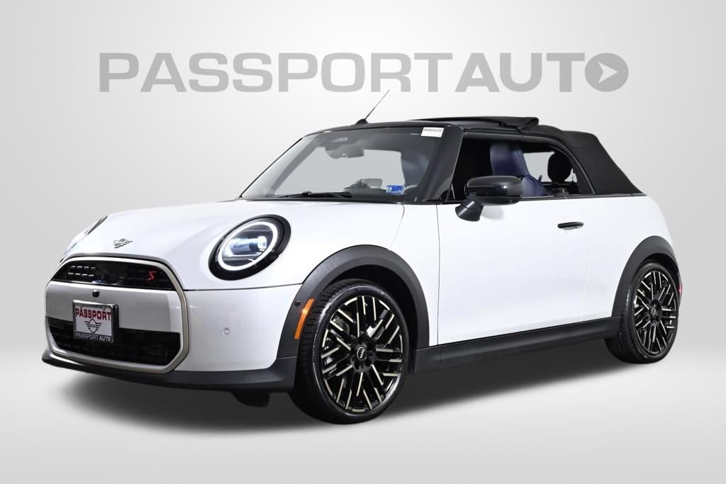 Certified 2025 MINI Cooper S FWD image 11