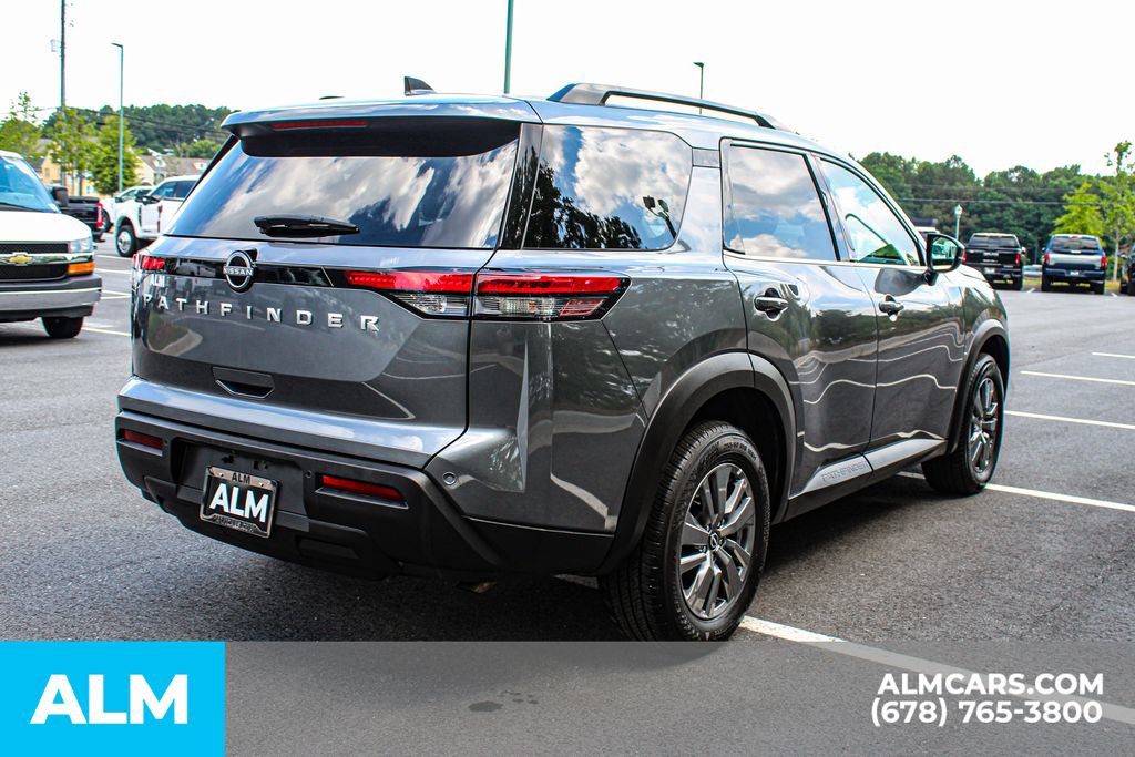 Used 2025 Nissan Pathfinder SV FWD image 6
