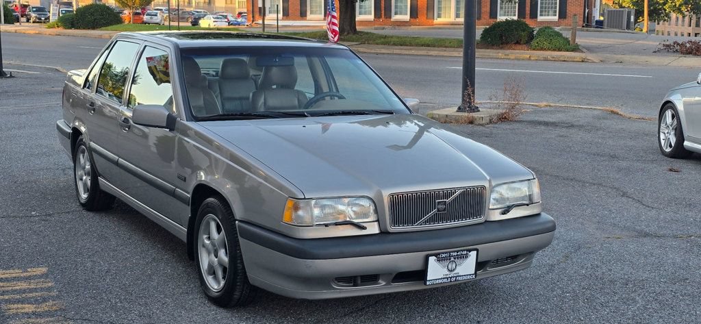 Used 1995 Volvo 850 GLT FWD image 3