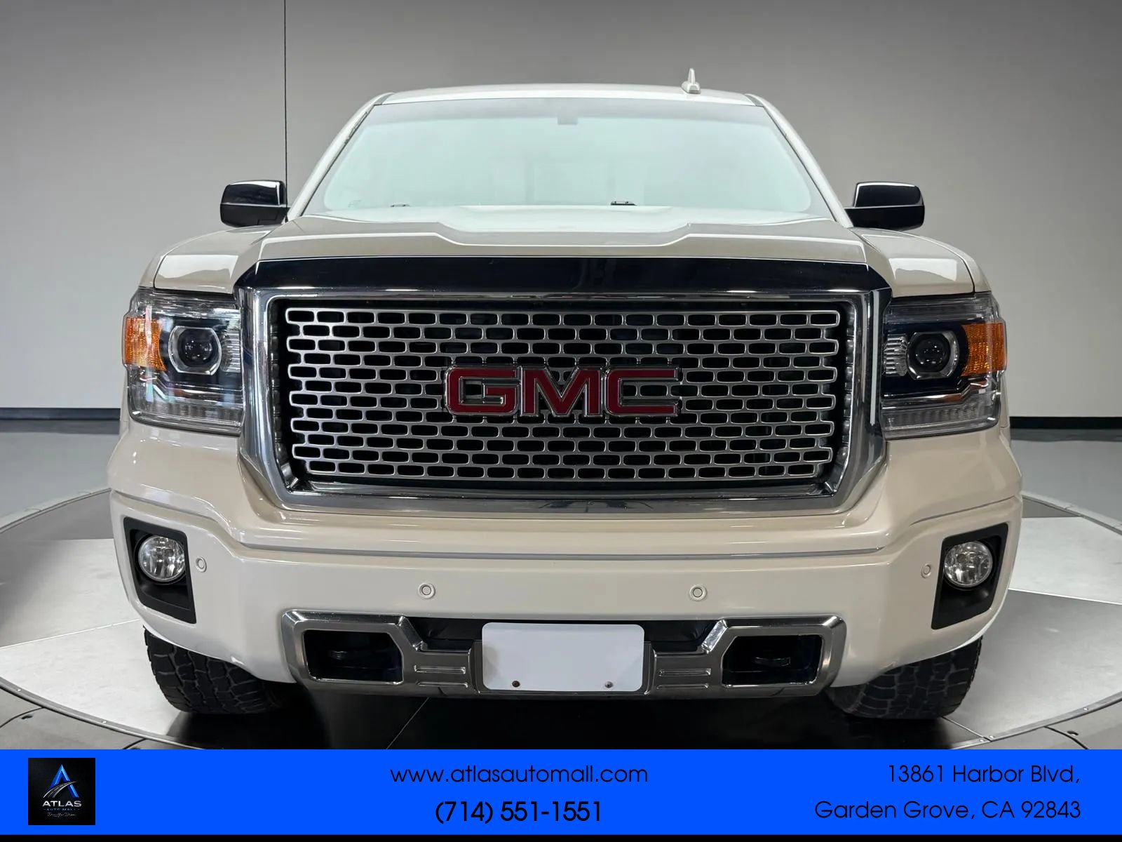 Used 2015 GMC Sierra 1500 Denali AWD/4WD image 3