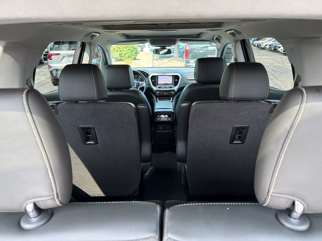 Used 2020 GMC Acadia SLT w/ Premium Package AWD/4WD image 13