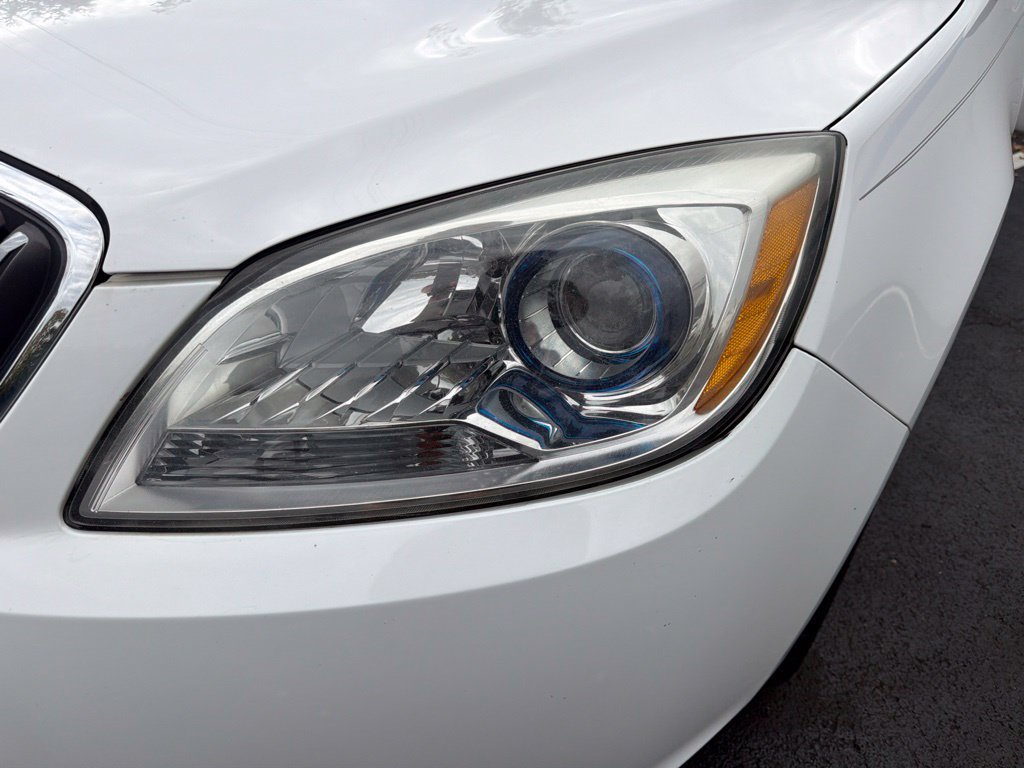 Used 2014 Buick Verano FWD image 9