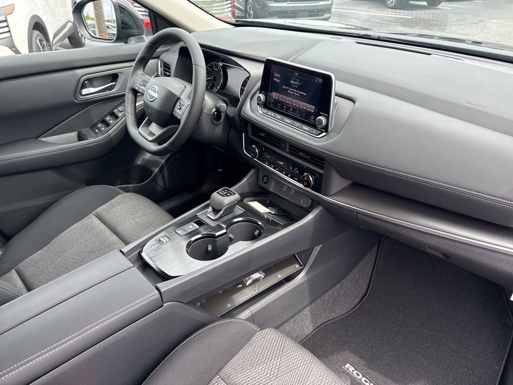New 2026 Nissan Rogue SV FWD image 18