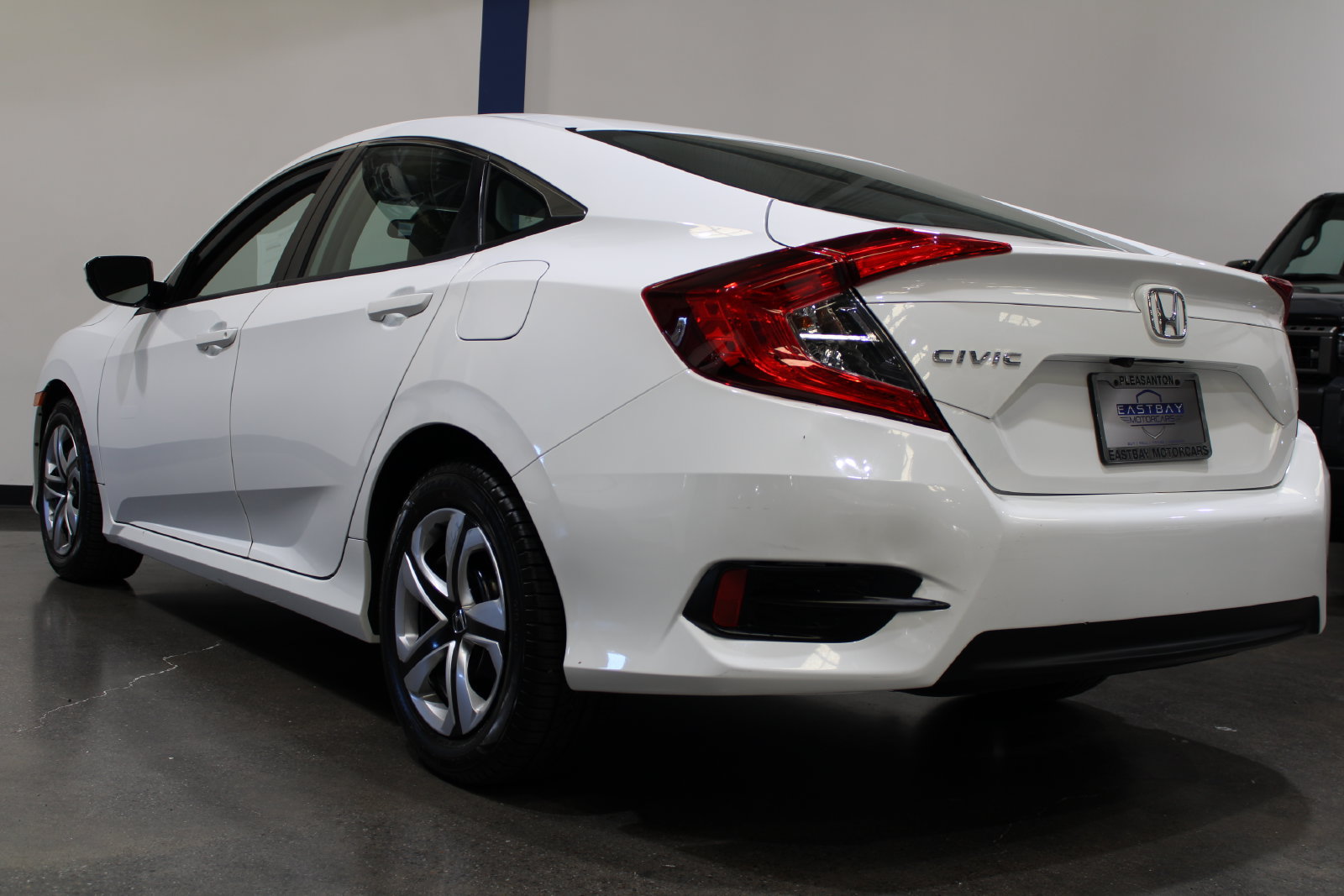 Used 2018 Honda Civic LX image 8