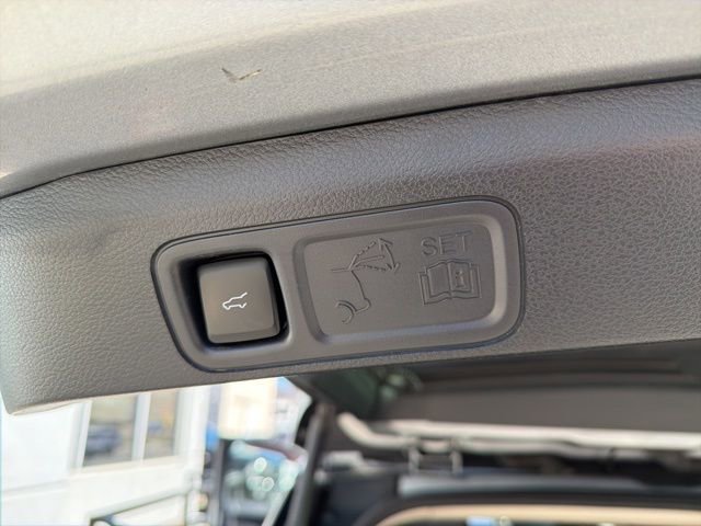 Used 2024 Ford Expedition Max XLT AWD/4WD image 15